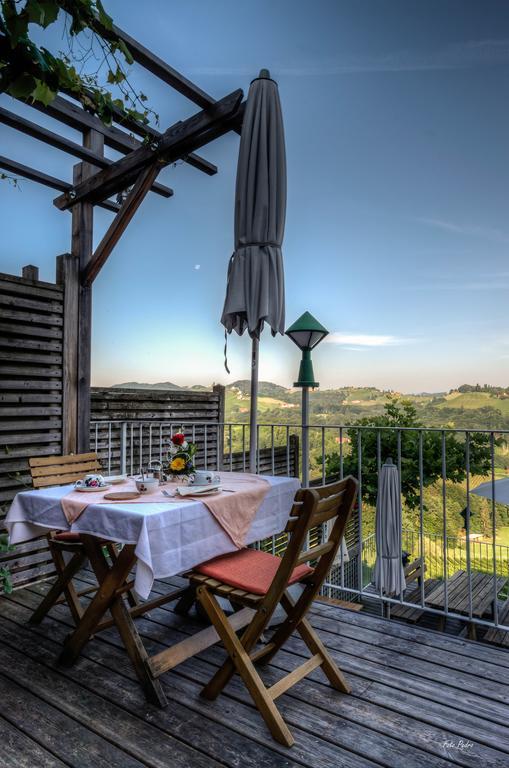 Hotel Weingut Skoff Original Gamlitz Esterno foto